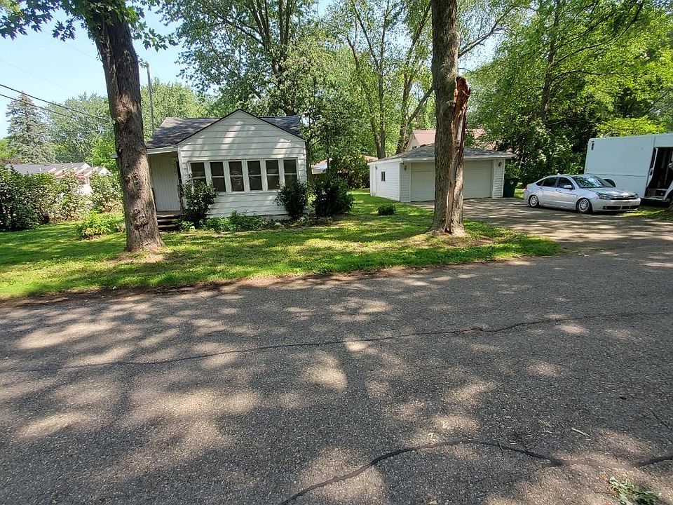 1st image of 3067 Brookneal St