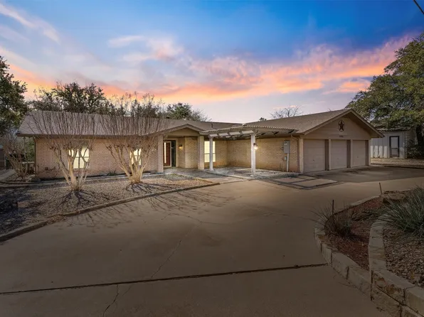 5703 Choctaw Dr, Granbury, TX 76049