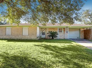 1224 Kirsten St, La Marque, TX 77568