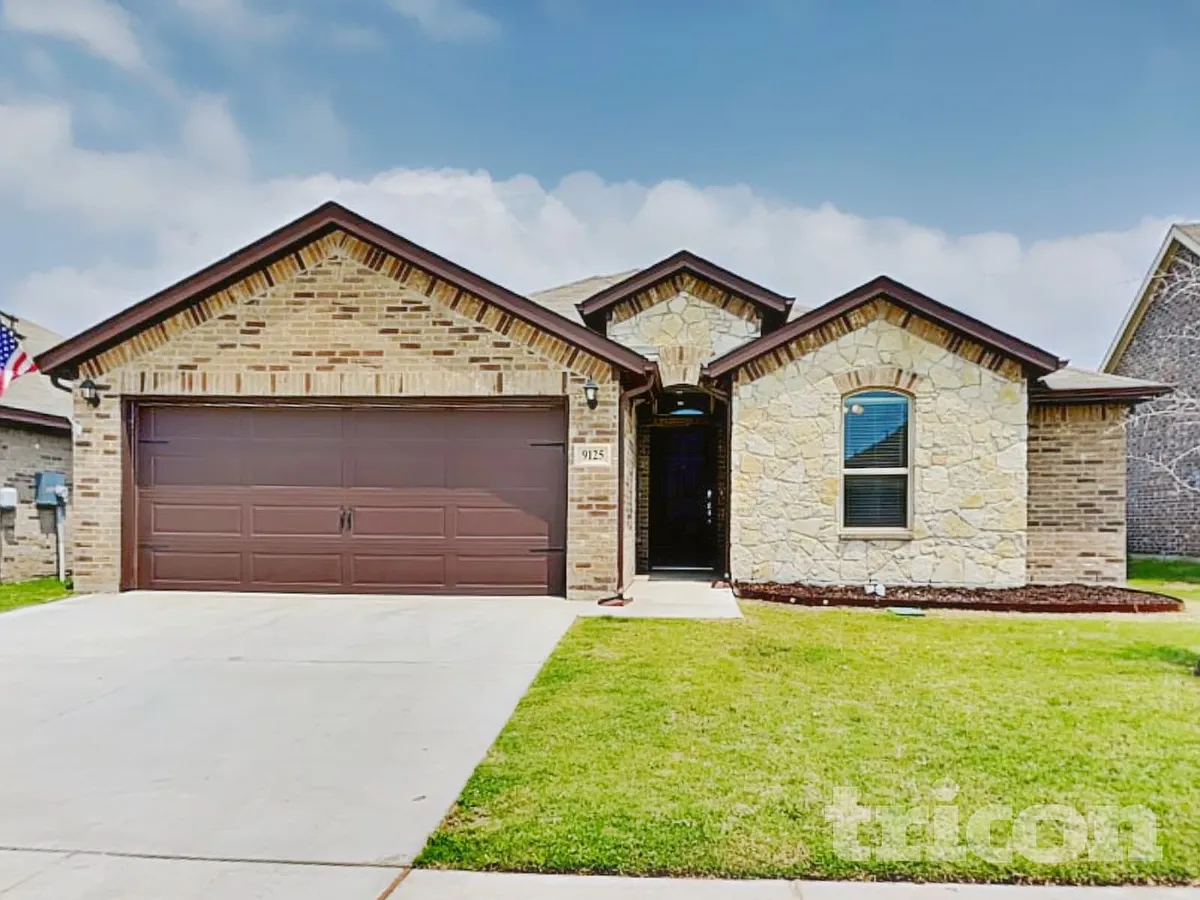 Building Photo - 9125 Nevis Dr