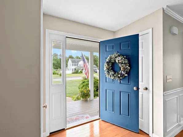 23 Settlers Way, Buzzards Bay, MA 02532