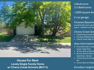 5726 S Lansing Ct, Englewood, CO 80111