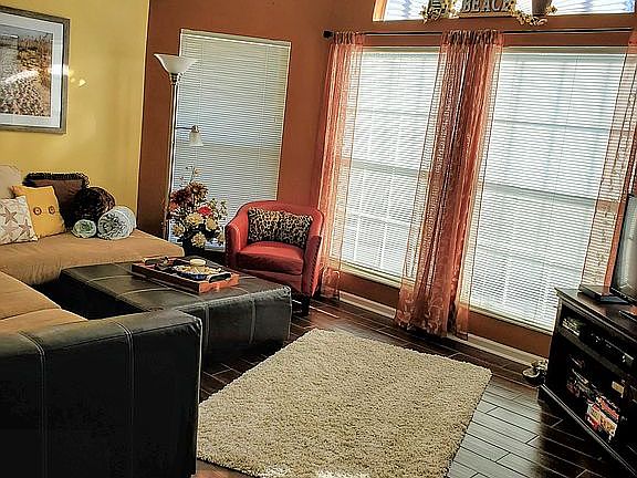 2nd image of 637 Greencove Ter APT 134