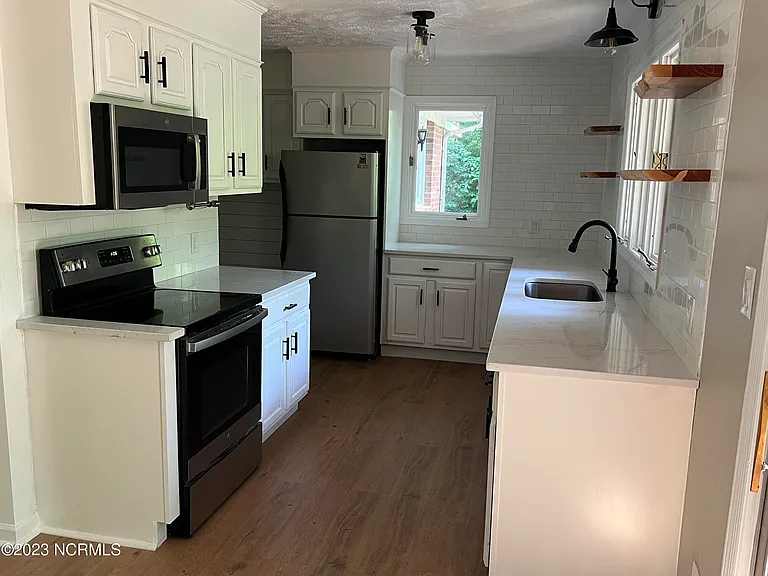 307 Kyloe Rd — Photo 7