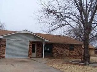 508 Bent Creek Dr, Woodward, OK 73801