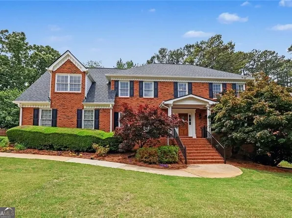 4850 Bainbridge Ct SW, Lilburn, GA 30047