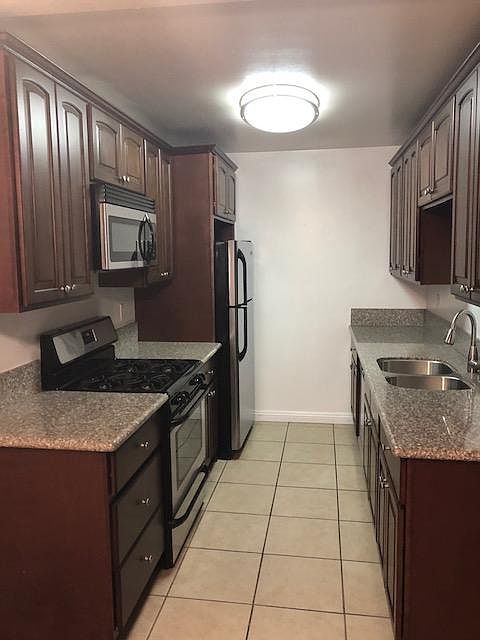 2nd image of 231 N La Peer Dr APT 109