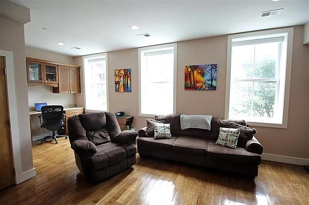 Sold by Weichert/Exchange Place | media 4