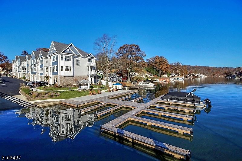 4681 River Styx Rd Hopatcong, NJ, 07843 Apartments for Rent Zillow