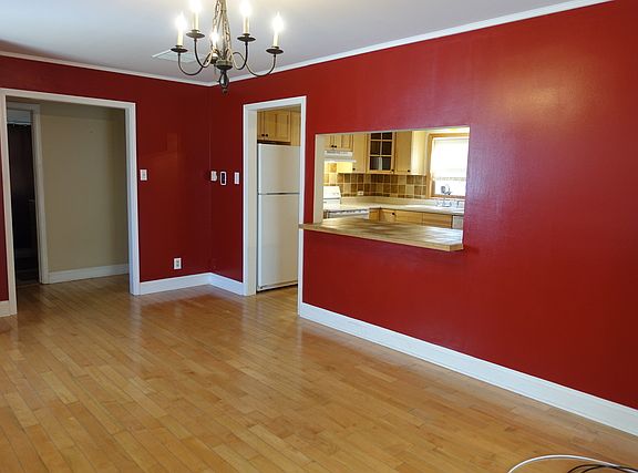 3rd image of 36871 N Marilyn Ln