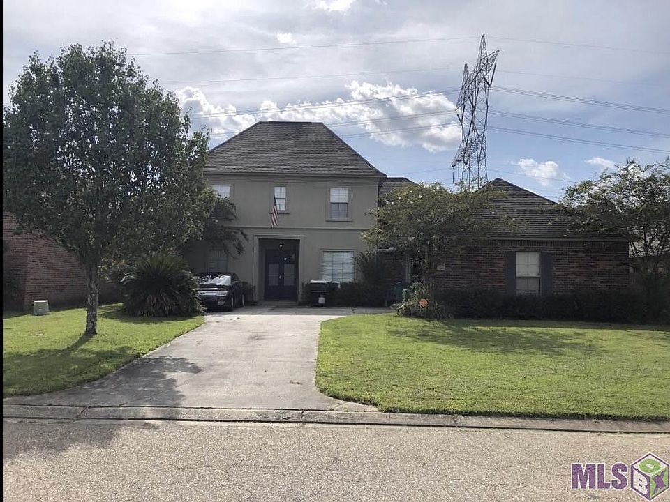 1st image of 26317 Pinecrest Dr