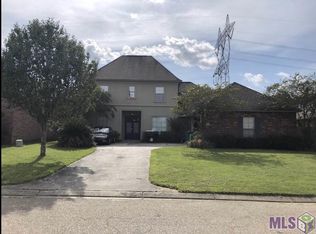 26317 Pinecrest Dr, Denham Springs, LA 70726