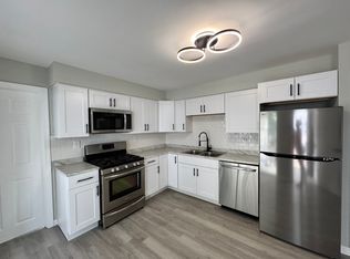 9 East St #A, Nashua, NH 03060