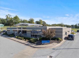 5201 Creek Ave, Springdale, AR 72764
