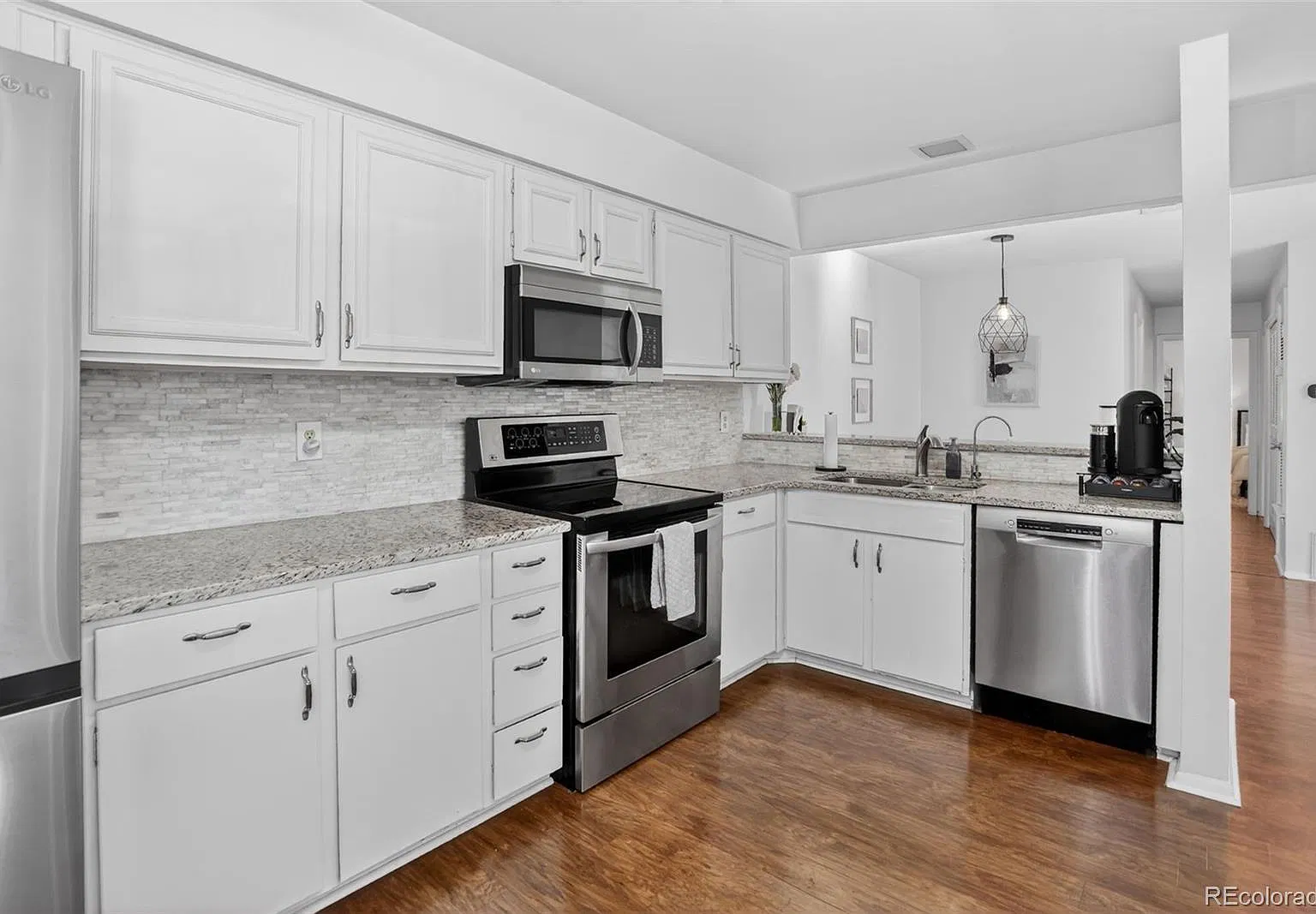7205 S Gaylord St — Photo 1