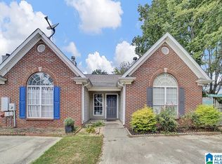 211 Rocky Ridge Dr, Helena, AL 35080