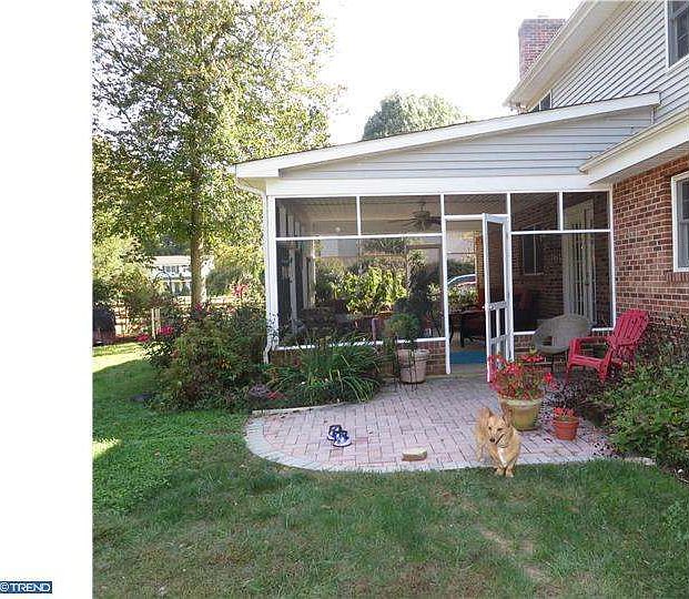 1st image of 102 Loretta Ln
