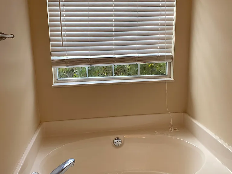 5618 Tennyson Dr — Photo 9