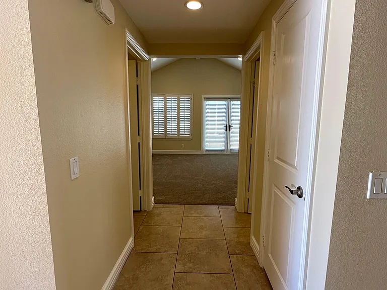 2933 Shamrock Ave — Photo 10