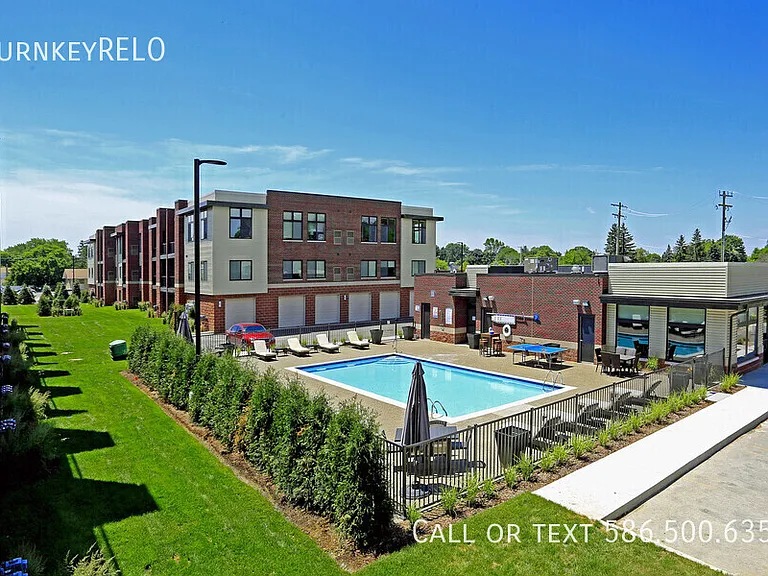 29039 Southfield Rd #112 — Photo 13