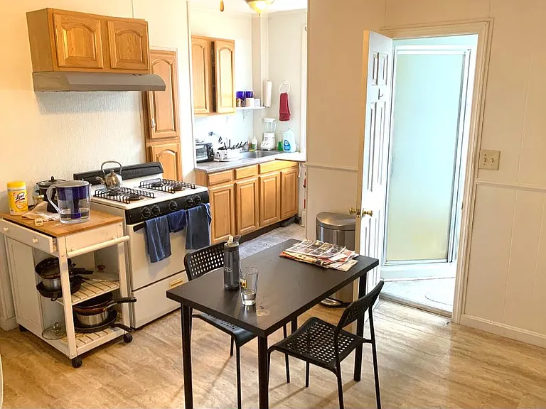 64 Preston St #4 — Photo 3