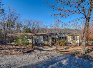 496 Aps Knob Rd, New Castle, VA 24127