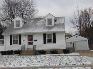 37 Charlton Pl, Lancaster, NY 14086