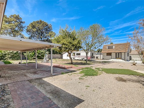 4th image of 4388 E Hacienda Ave