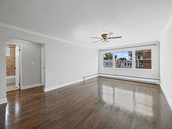 3rd image of 1951 Euclid Ave APT 203