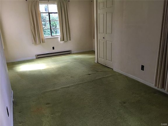 5th image of 321 S 7th St