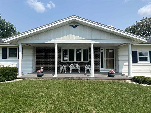 2nd image of 302 Platteville Ave