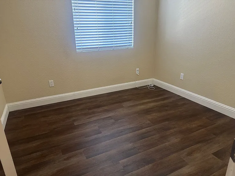 961 Celestine Cir — Photo 15