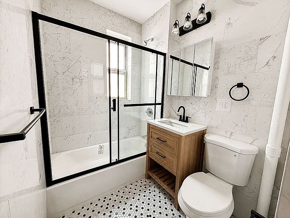 3rd image of 1717 Avenue N APT 5A