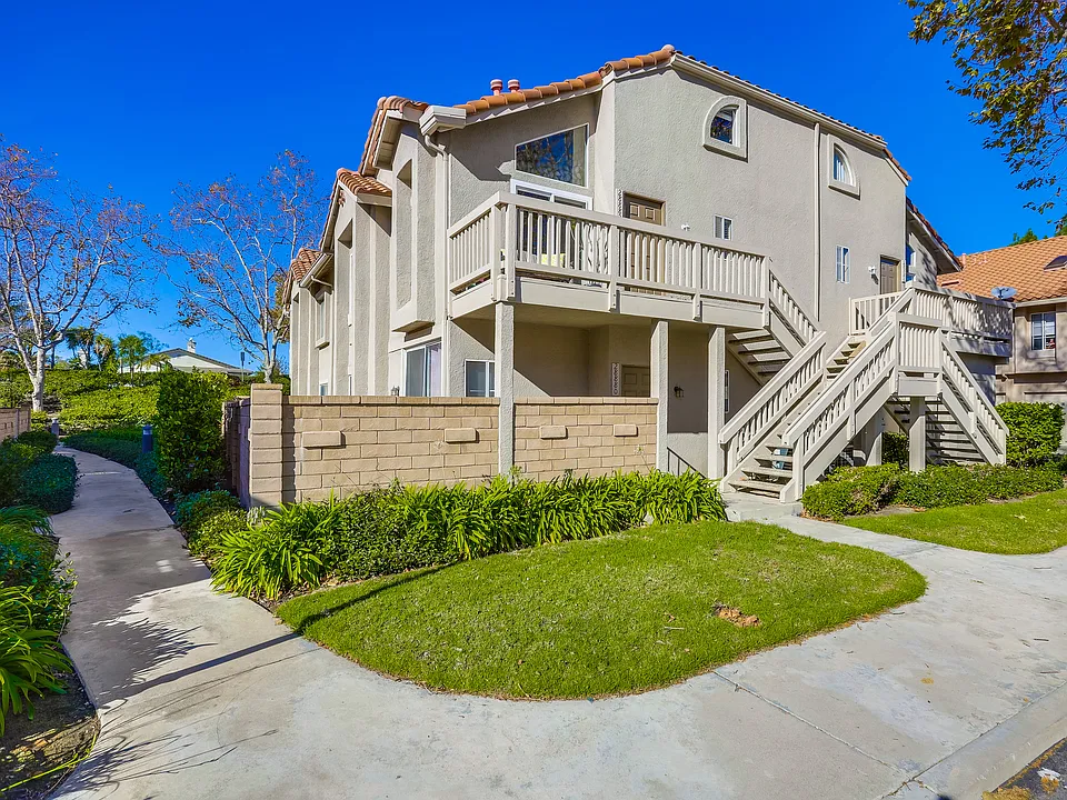28882 Canyon Point