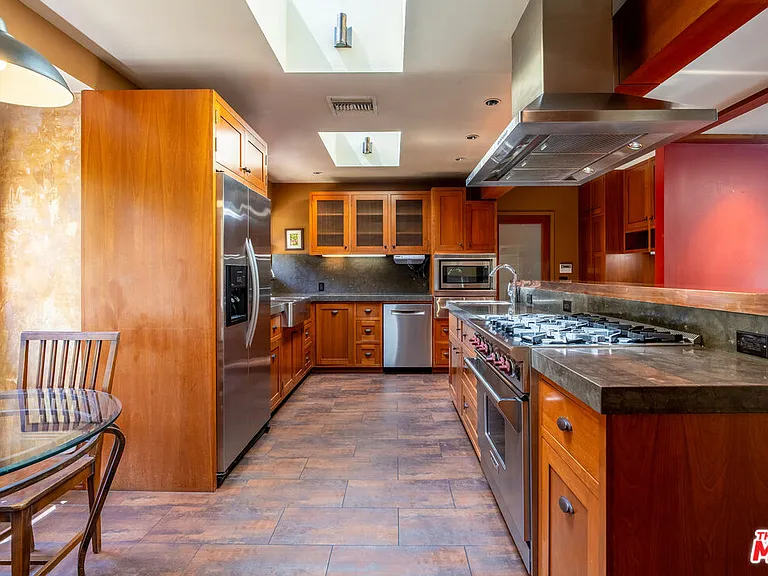 2524 Laurel Pass — Photo 10