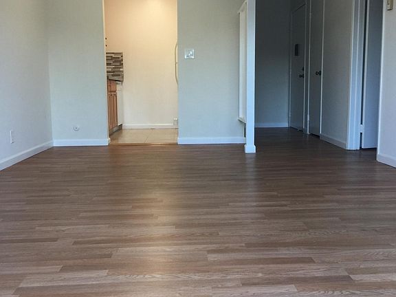 3rd image of 2209 Hastings Dr #57