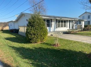 11605 Hoagland Rd, Hoagland, IN 46745