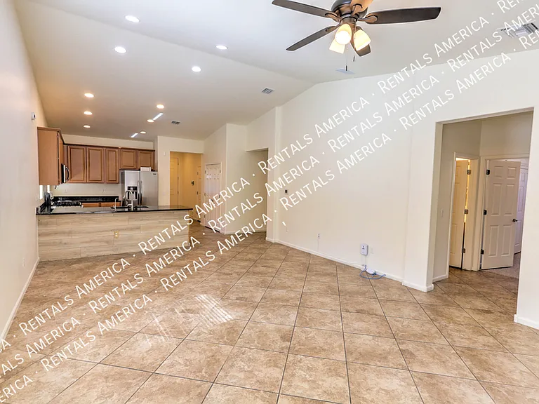 11464 E Dry Wind Dr — Photo 3