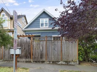 3656 Whitman Ave N, Seattle, WA 98103