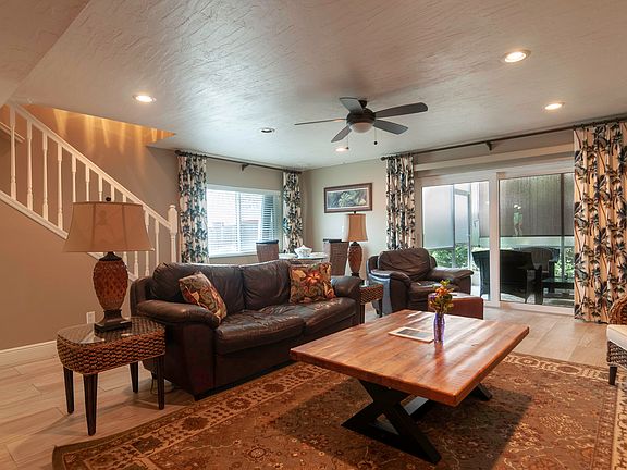 3rd image of 1702 Atlantic St APT 1E
