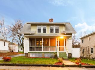 7 Matteson Ave, Warwick, RI 02886