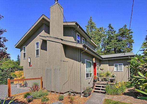 Exterior, view from the SW