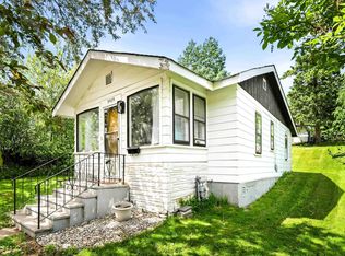5325 Oakley St, Duluth, MN 55804