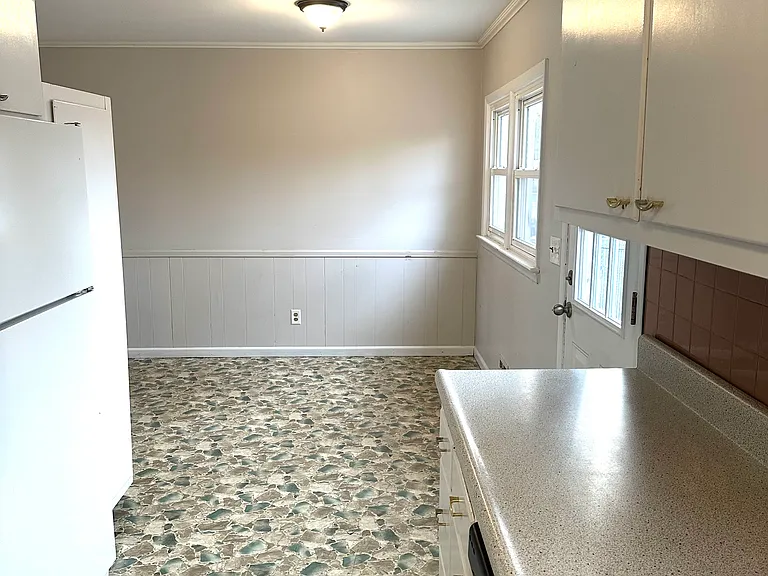 700 Surf Ave — Photo 9