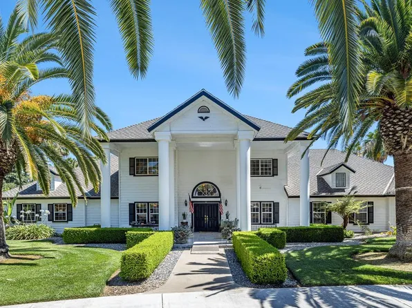 7207 E Bremer Ave, Fresno, CA 93737