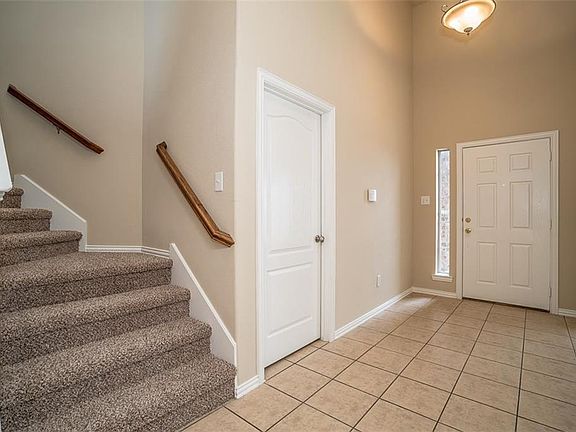 3rd image of 14720 Eaglemont Dr