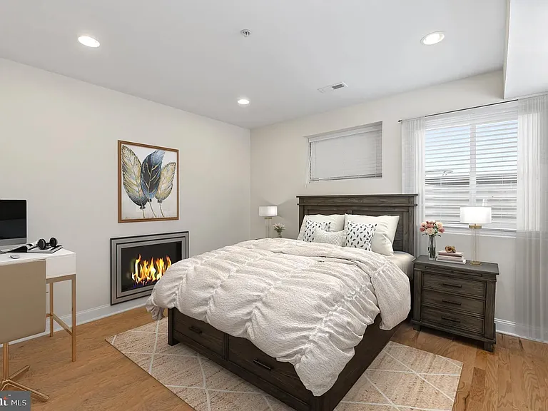 1025 S 20th St #B — Photo 4