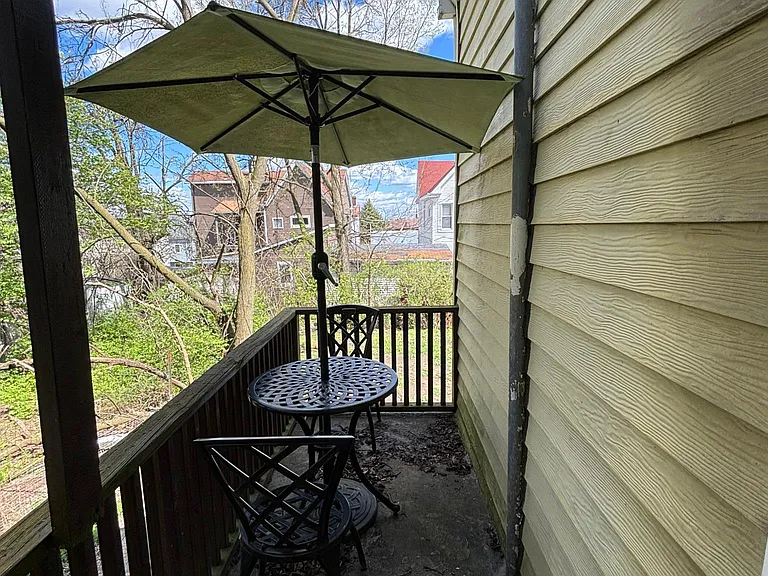 1615 Sterling St — Photo 13