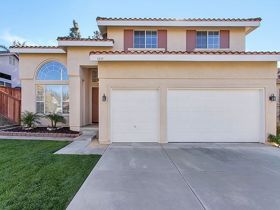 3rd image of 5035 Palmera Dr