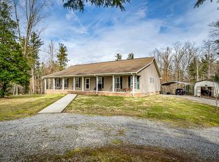 2329 Roslin Rd, Jamestown, TN 38556